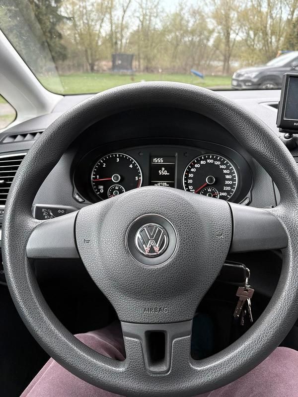Gebraucht VW Sharan 140 PS (102 kW) 2013 Silber Van / Kleinbus
