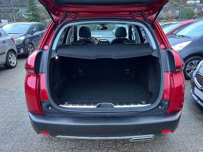 Gebraucht Peugeot 2008 GT-line 110 PS (80 kW) 2018 Rot SUV