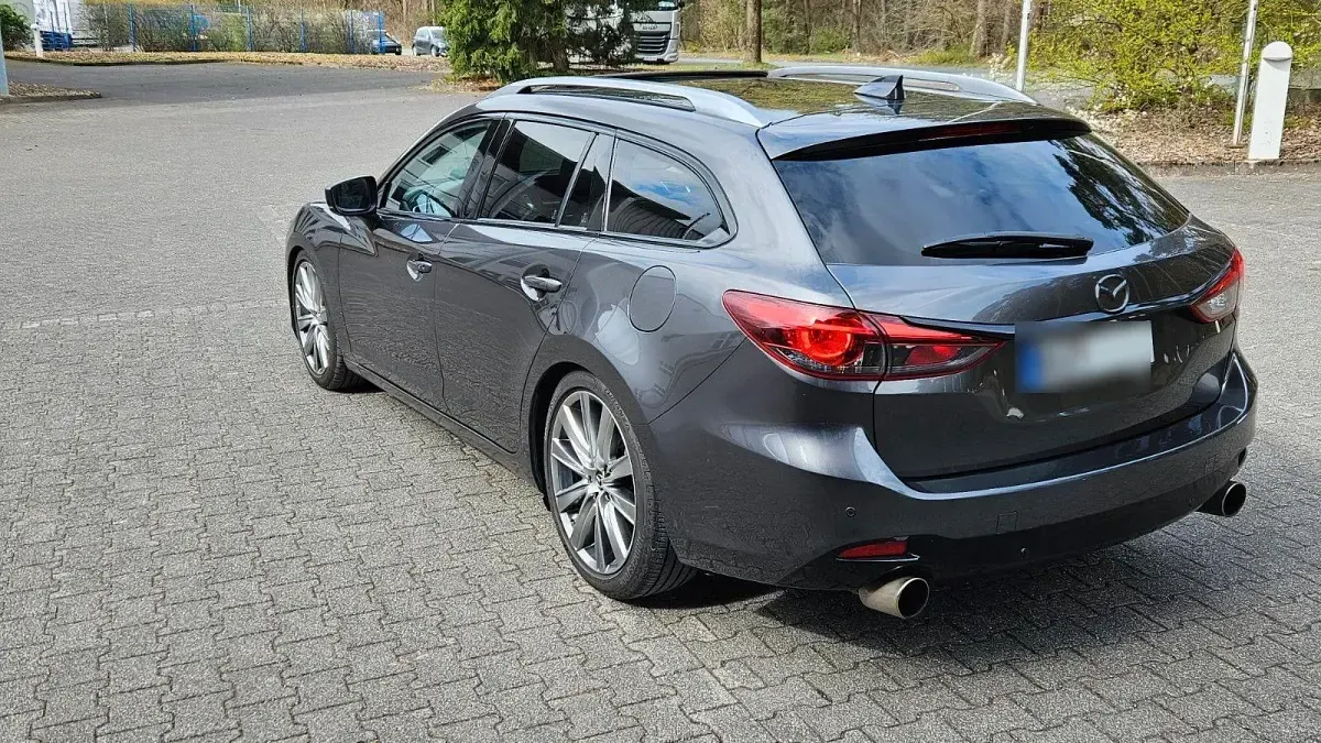 Gebraucht Mazda 6 Kizoku Intense 192 PS (141 kW) 2018 Grau Kombi