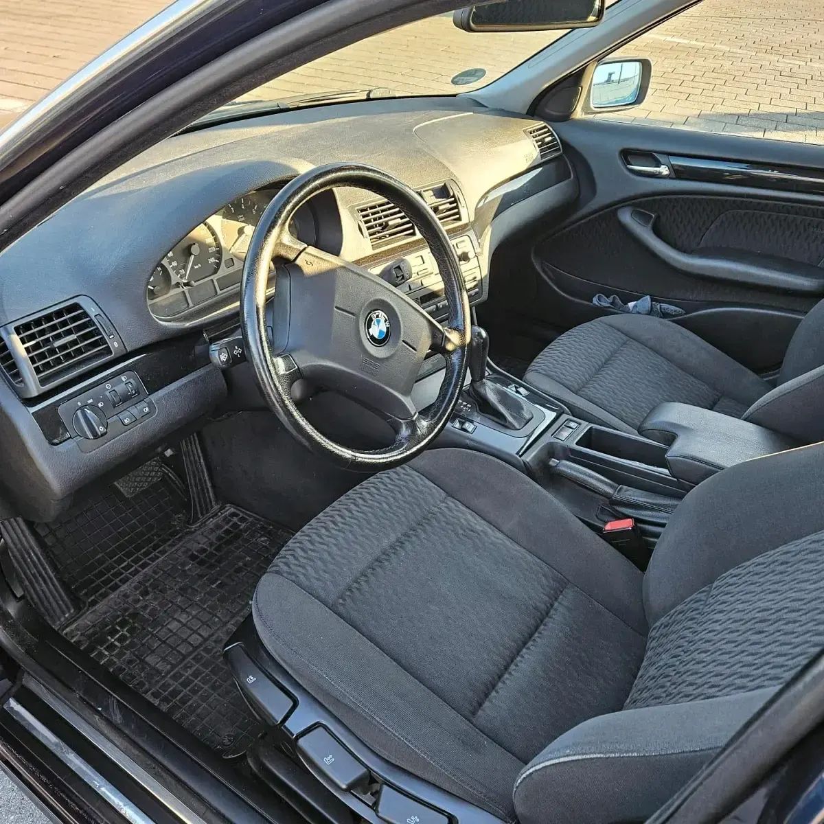 Occasion BMW 320 150 ch (110 kW) 2000 Bleue Berline