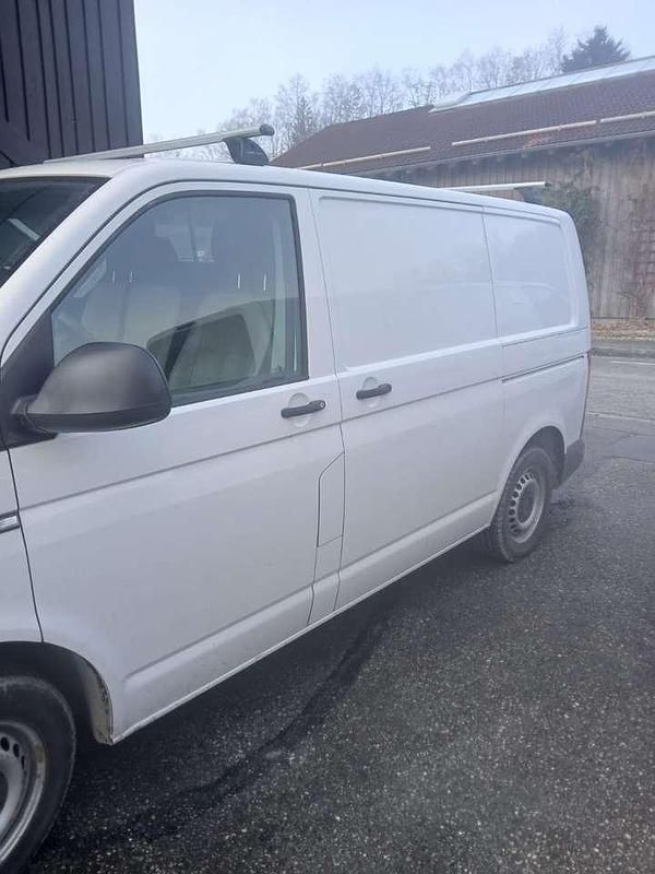 Gebraucht VW Transporter 150 PS (110 kW) 2017 Weiß Van