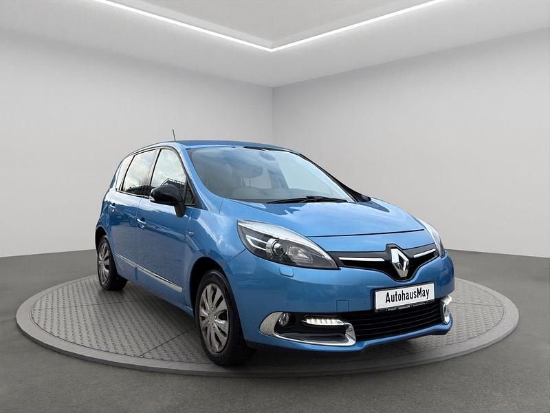 Blau Gebraucht 2015 Renault Scénic Bose Edition Van / Kleinbus | 10.950 € - Bild 1/4