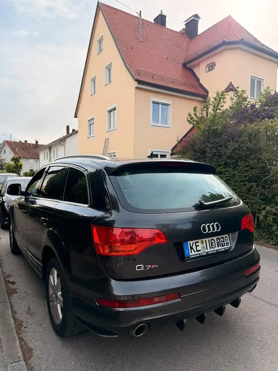Używany Audi Q7 2006 Szary SUV