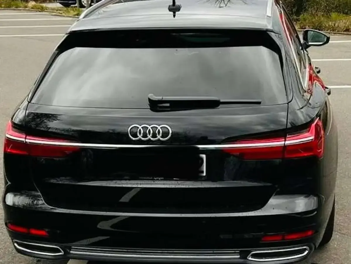 Gebraucht Audi A6 Sport 204 PS (150 kW) 2021 Schwarz Kombi