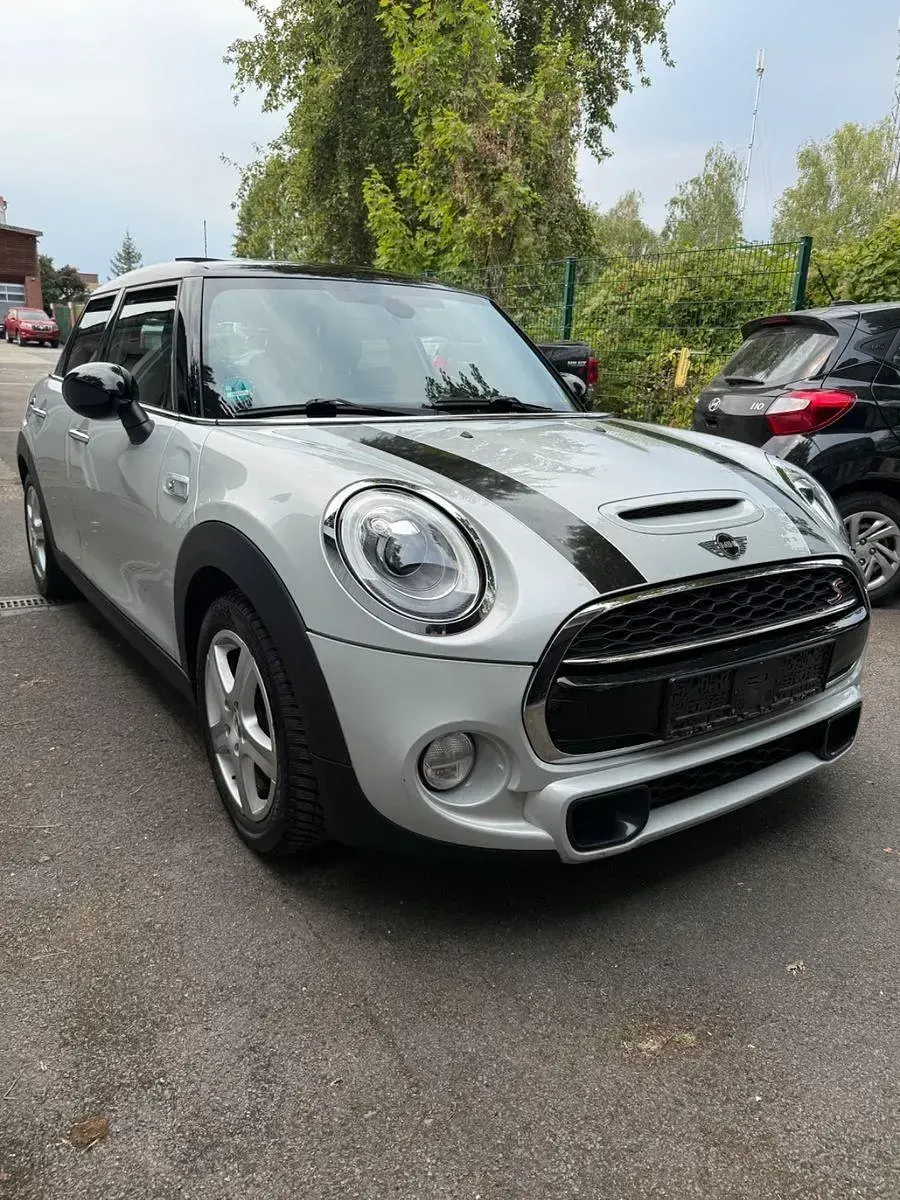 Gebraucht Mini Cooper S 192 PS (141 kW) 2016 Weiß Kleinwagen