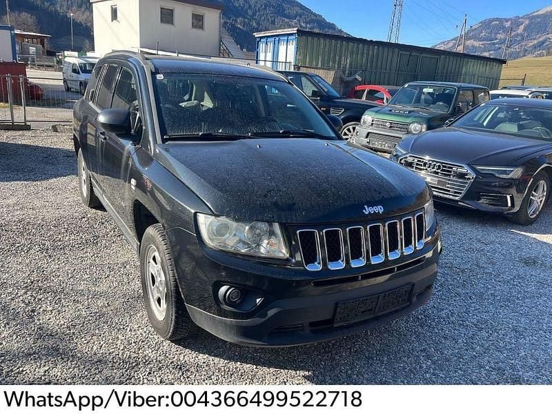 Gebraucht Jeep Compass Limited 136 PS (100 kW) 2011 Schwarz SUV