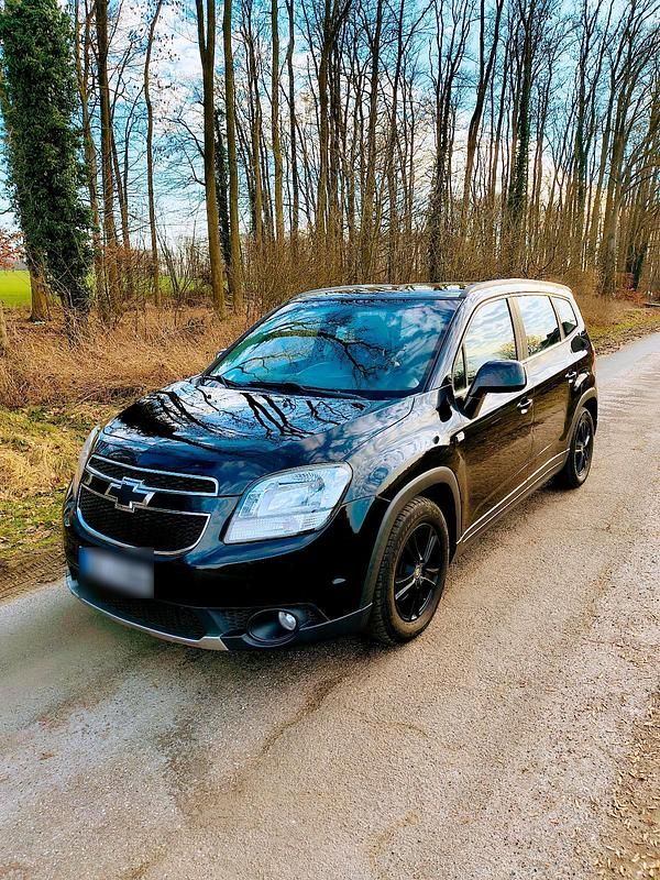 Gebraucht Chevrolet Orlando 163 PS (119 kW) 2012 Schwarz Van / Kleinbus