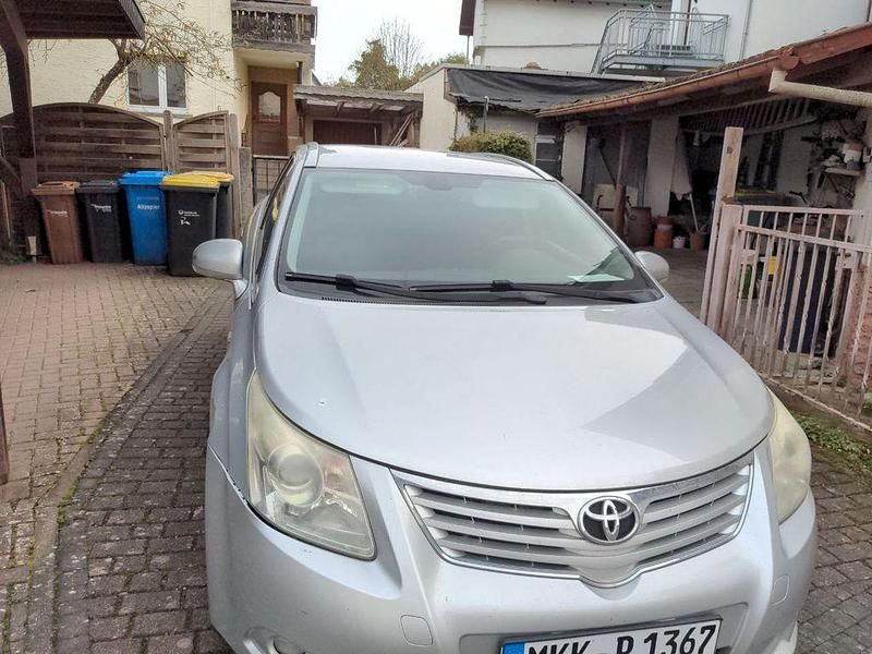 Schwarz Gebraucht 2009 Toyota Avensis Sol Kombi | 2.800 € (Guter Preis) - Bild 1/4