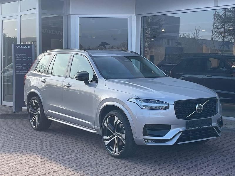 Gebraucht Volvo XC90 Plus 235 PS (172 kW) 2022 Silber SUV
