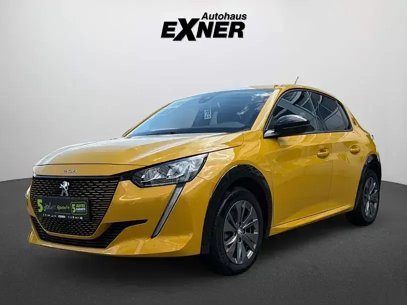 Gebraucht Peugeot e-208 Allure 100 kW (136 PS) 2023 Lack gelb Kleinwagen