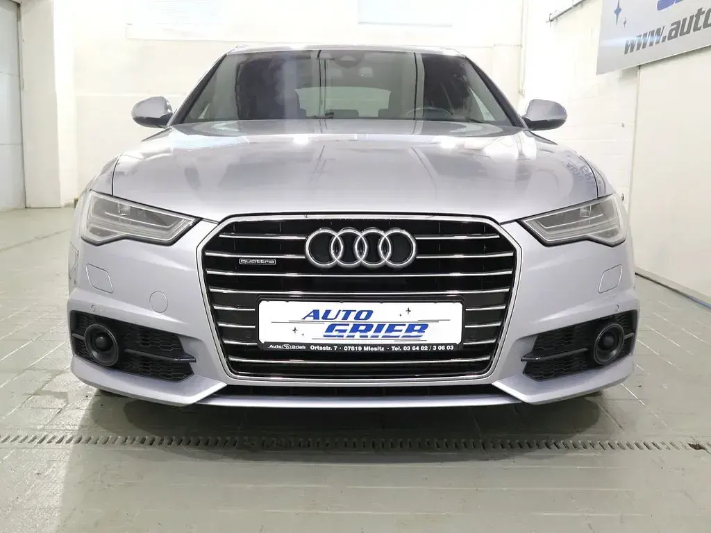 Gebraucht Audi A6 Ambiente 272 PS (200 kW) 2019 Florettsilber metallic (metallic) Kombi