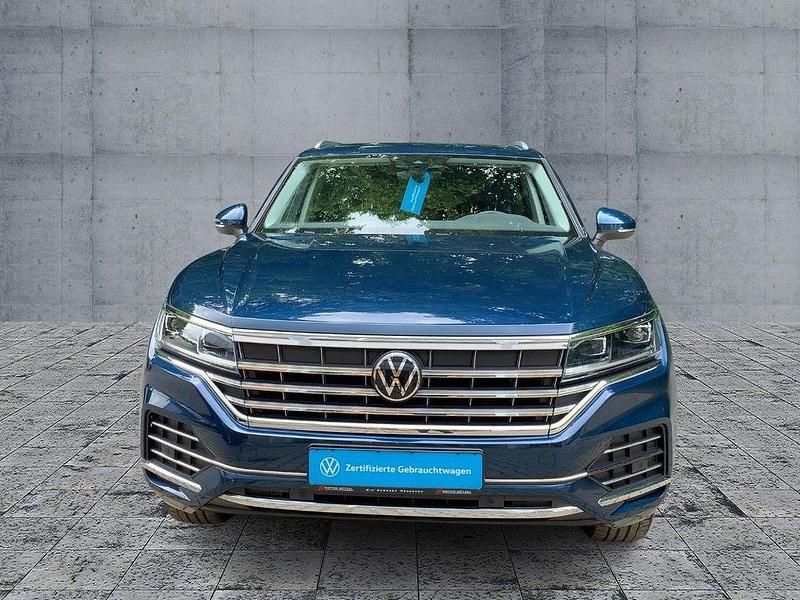 Gebraucht VW Touareg Elegance 231 PS (169 kW) 2021 Aquamarinblau metallic SUV