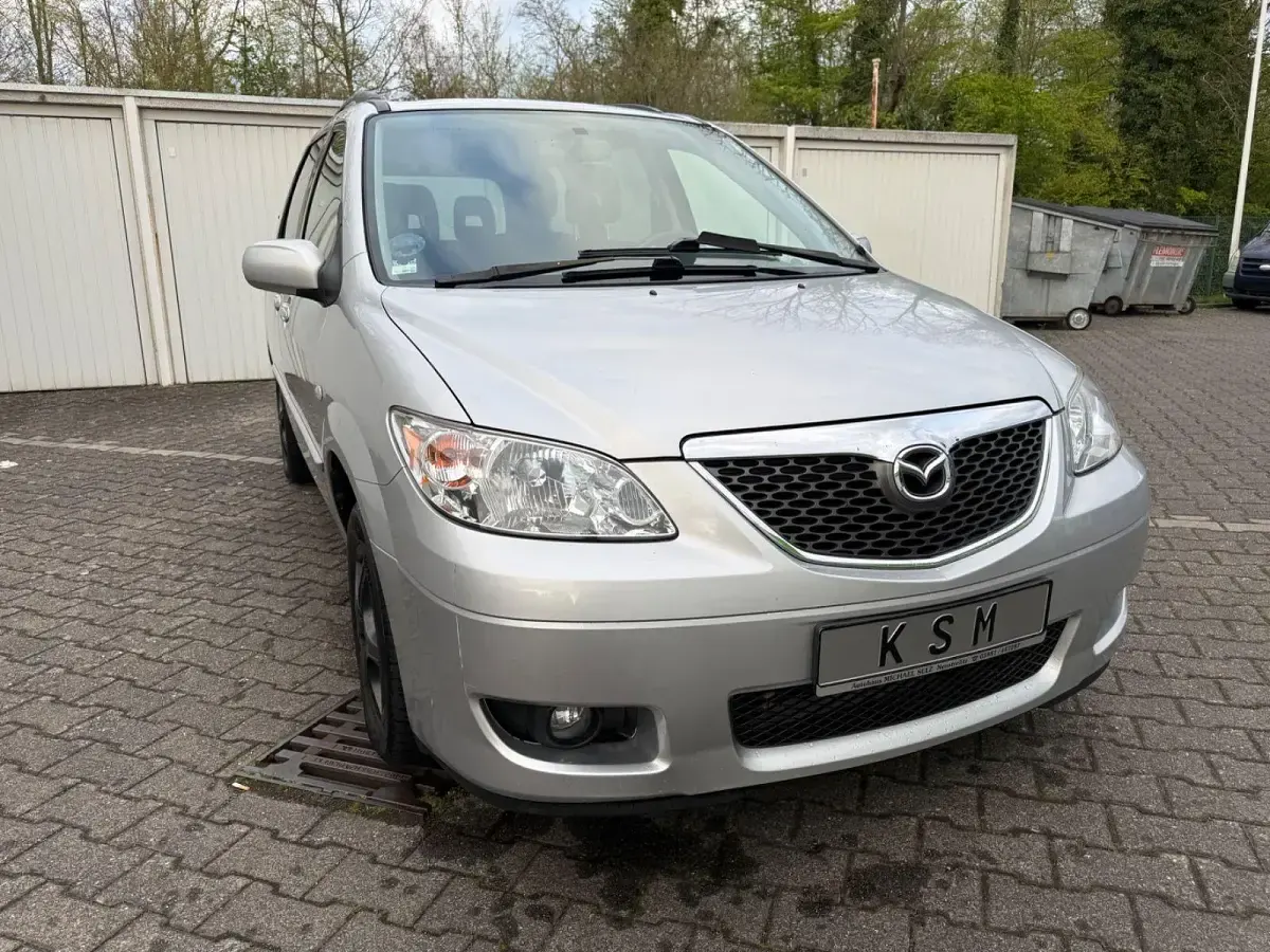 Gebraucht Mazda MPV Exclusive 141 PS (103 kW) 2004 Silber Van / Kleinbus