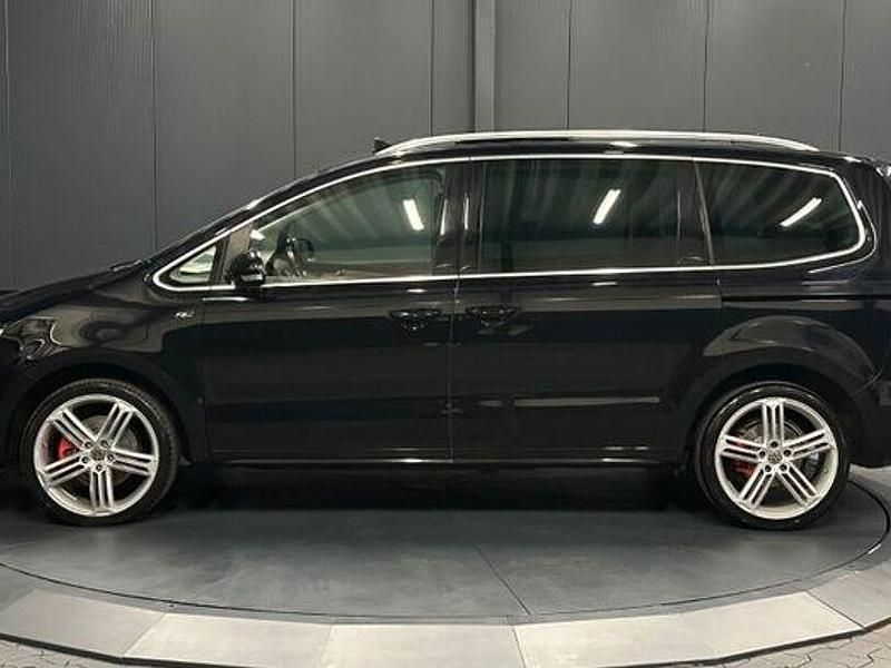 Gebraucht VW Sharan Match 150 PS (110 kW) 2013 Schwarz Van / Kleinbus