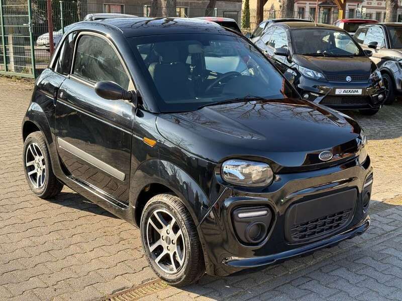 Schwarz Gebraucht 2021 Microcar Dué Kleinwagen | 9.999 € - Bild 1/4