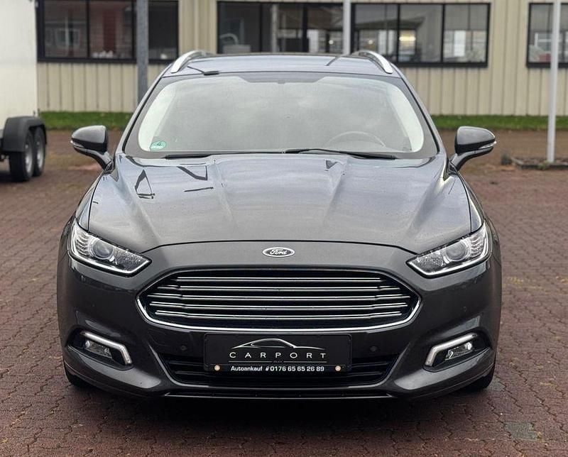 Grau Gebraucht 2016 Ford Mondeo Business Edition Limousine | 8.400 € (Superpreis) - Bild 1/4