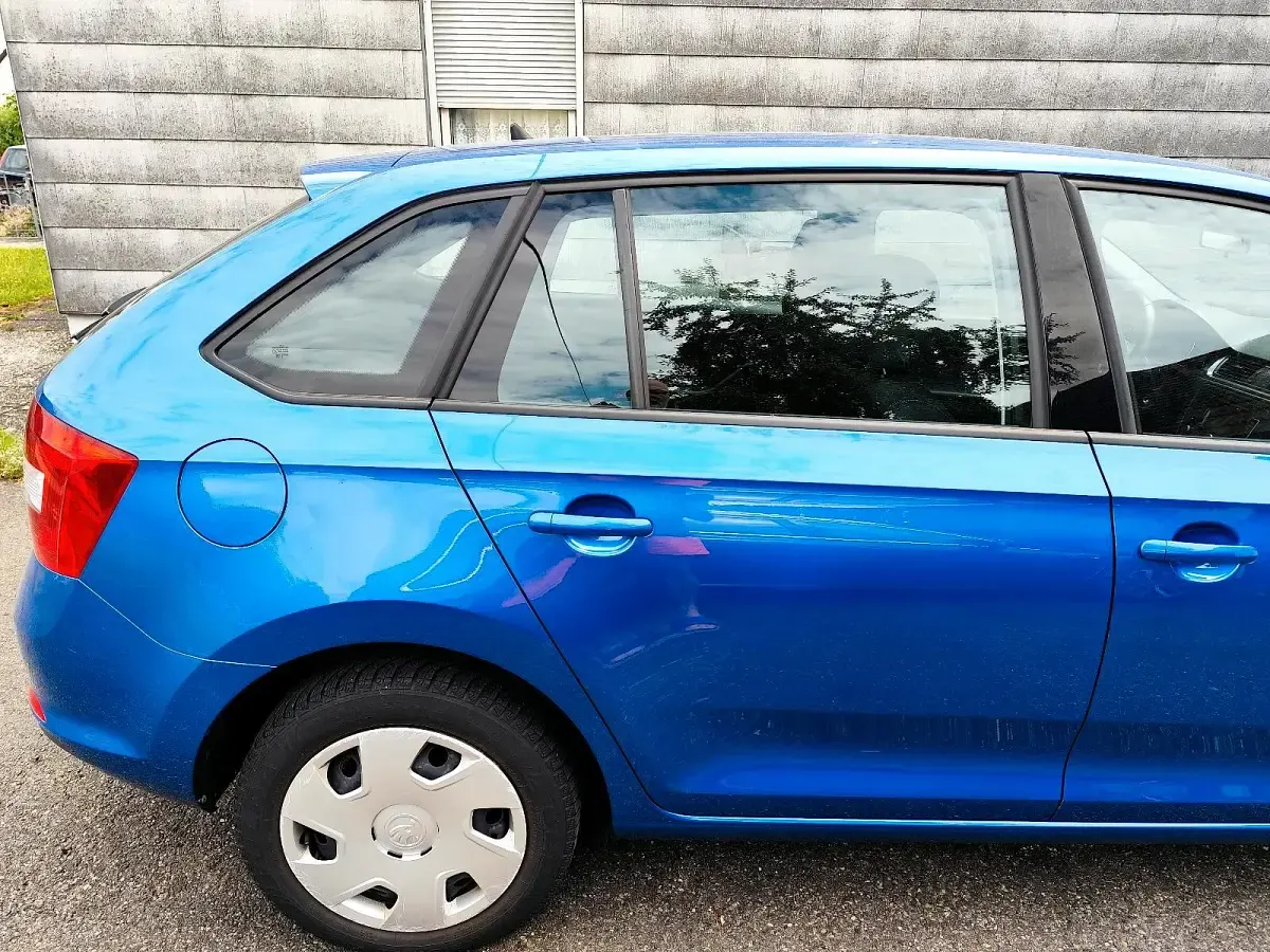 Gebraucht Skoda Rapid 90 PS (66 kW) 2015 Blau Kleinwagen