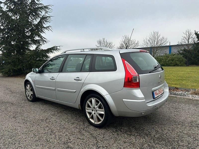 Gebraucht Renault Mégane GrandTour Authentique 135 PS (99 kW) 2007 Silber Kombi