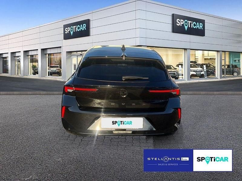 Gebraucht Opel Astra 131 PS (96 kW) 2024 Schwarz Limousine