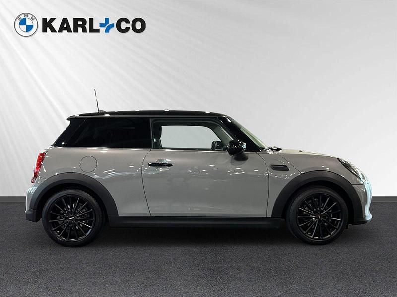 Używany Mini Cooper Essential 136 KM (100 kW) 2022 Szary Hatchback