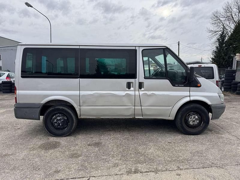 Second-hand Ford Transit 90 CP (66 kW) 2005 Argintiu Break