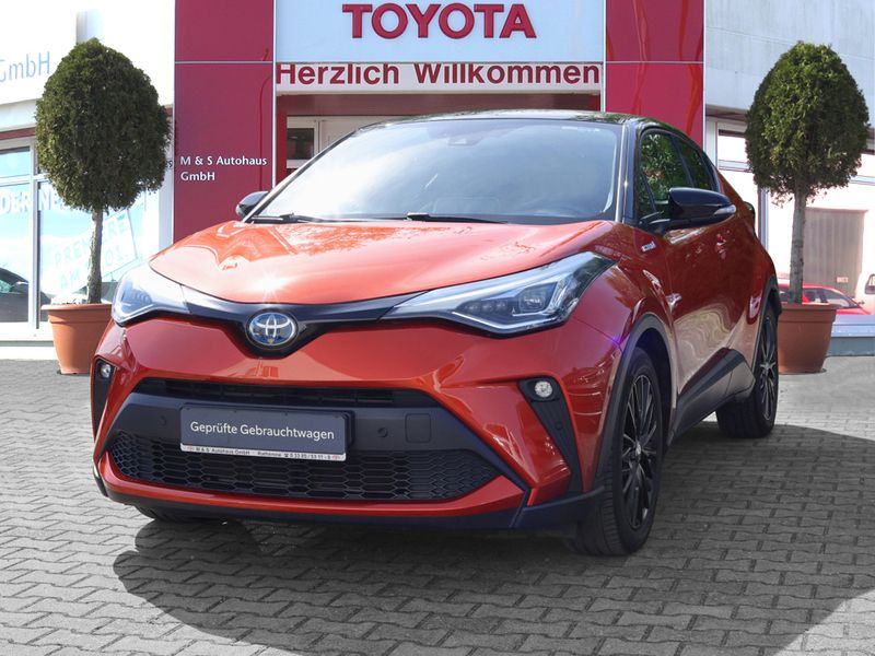 Infernoorange metallic / dach schwarz Gebraucht 2019 Toyota C-HR Basis SUV | 23.990 € (Etwas zu teuer) - Bild 1/4
