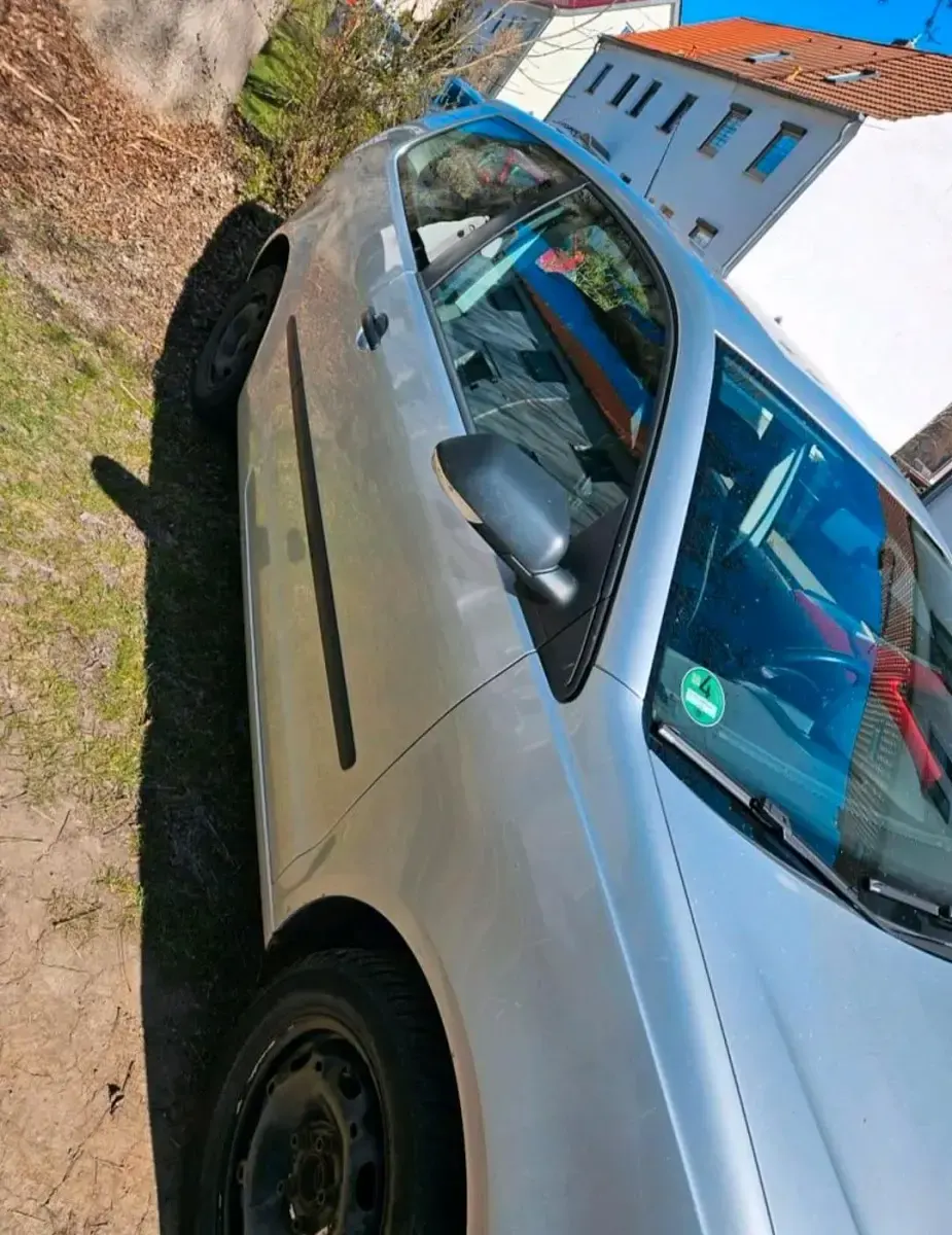 Gebraucht VW Polo 52 PS (38 kW) 2007 Silber Kleinwagen