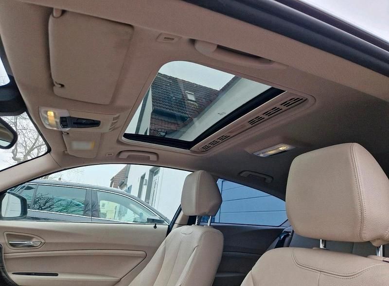 Gebraucht BMW 125 218 PS (160 kW) 2012 Braun Kleinwagen