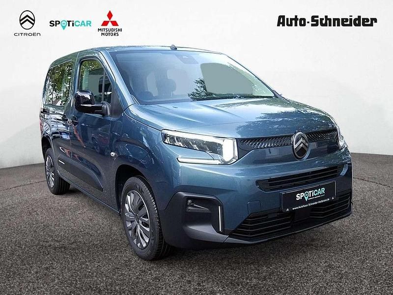 Neu Citroën Berlingo PureTech 110 PS (80 kW) 2025 Blau Van / Kleinbus