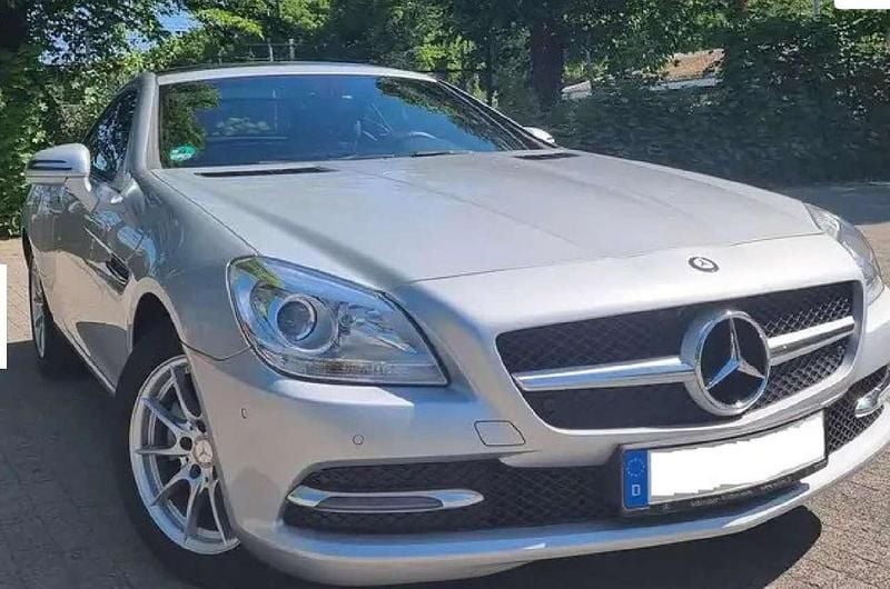 Gebraucht Mercedes SLK200 184 PS (135 kW) 2013 Silber Cabrio