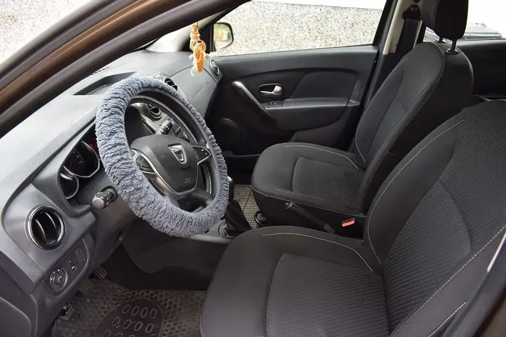 Gebraucht Dacia Sandero Comfort 73 PS (53 kW) 2018 Braun Limousine