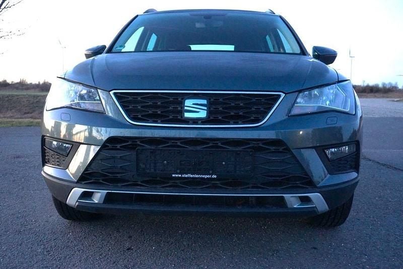 Gebraucht Seat Ateca Style 150 PS (110 kW) 2017 Grau SUV