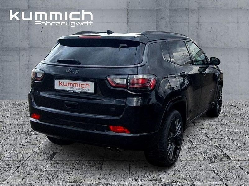 Gebraucht Jeep Compass 150 PS (110 kW) 2021 Schwarz SUV