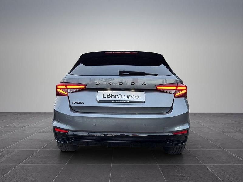 Gebraucht Skoda Fabia Monte Carlo 150 PS (110 kW) 2025 Graphitegrau metallic blackmagic perleffekt Limousine
