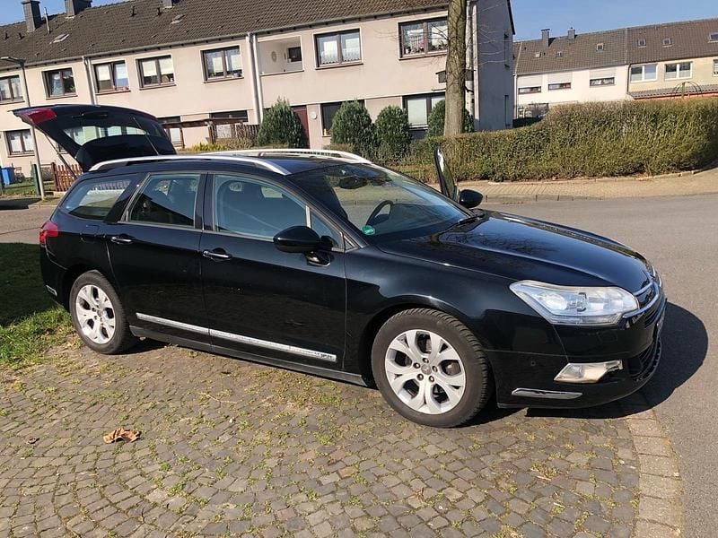 Schwarz Gebraucht 2008 Citroën C5 Kombi | 3.750 € (Fairer Preis) - Bild 1/4