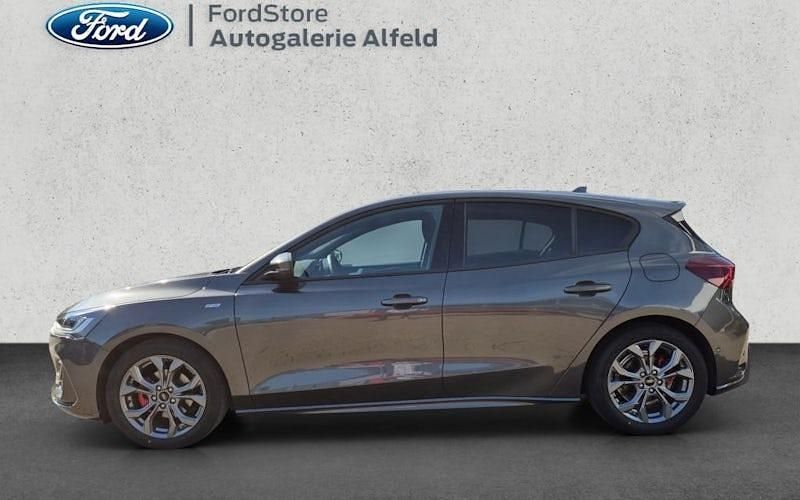 Neu Ford Focus ST-Line 155 PS (114 kW) 2025 Grau Kombi