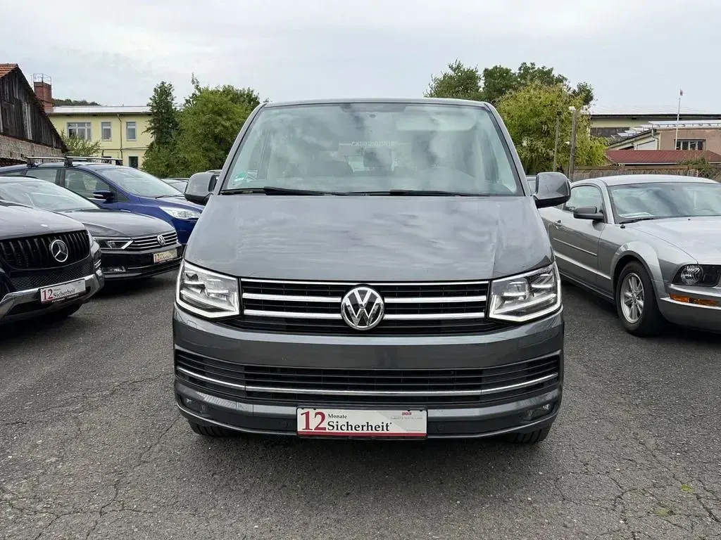 Gebraucht VW Caravelle 204 PS (150 kW) 2017 Grau Van