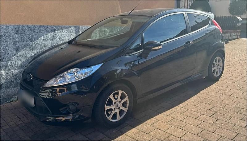 Schwarz Gebraucht 2010 Ford Fiesta Kleinwagen | 1.800 € (Superpreis) - Bild 1/2