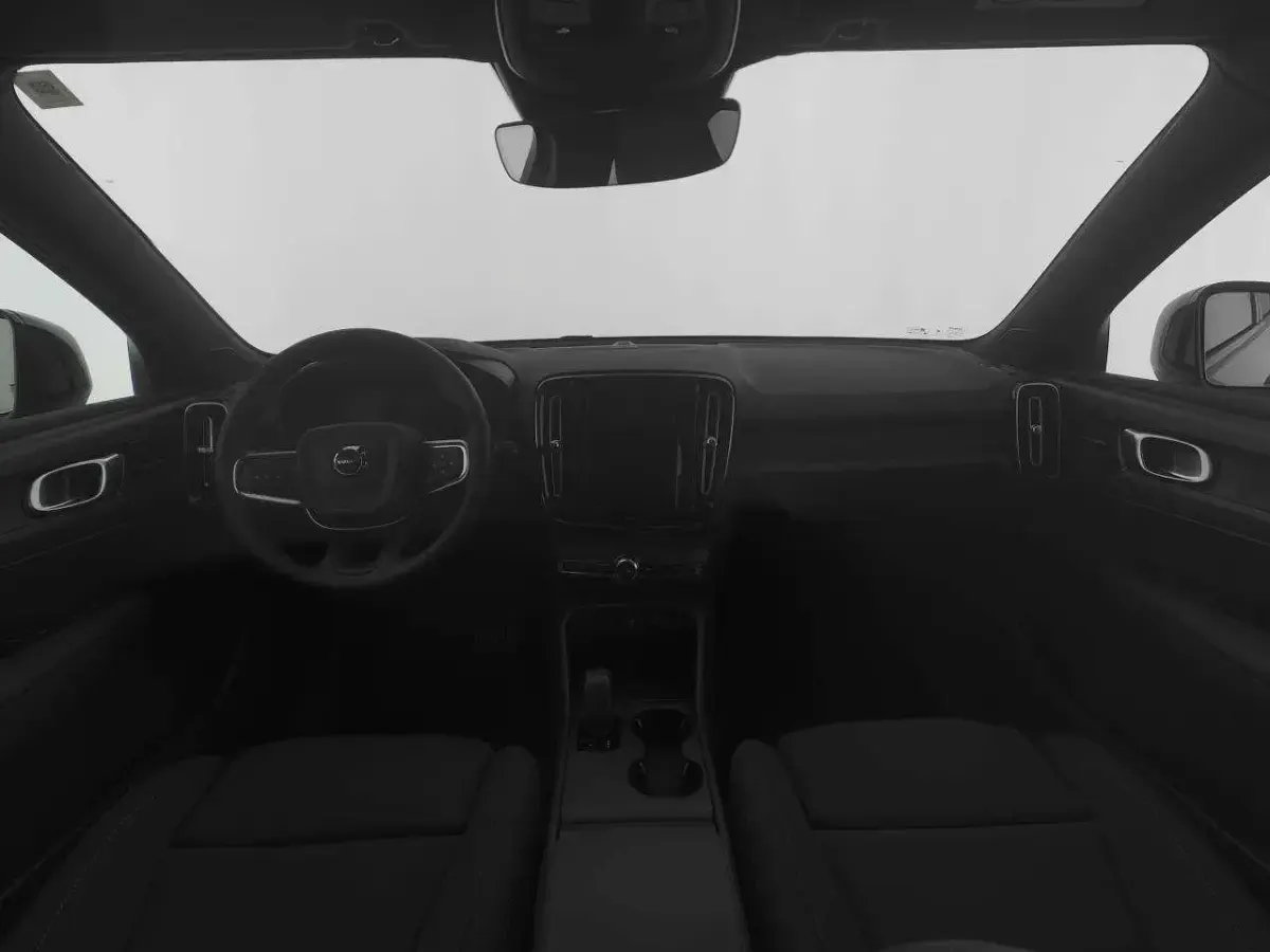 Gebraucht Volvo EX40 Plus 185 kW (252 PS) 2025 Vapour grey / metallic SUV