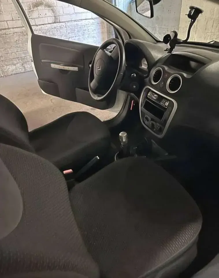 Gebraucht Citroën C2 68 PS (50 kW) 2009 Weiß Kleinwagen
