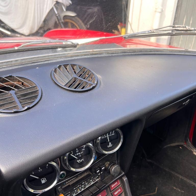 Gebraucht Alfa Romeo Spider 111 PS (81 kW) 1981 Rot Cabrio