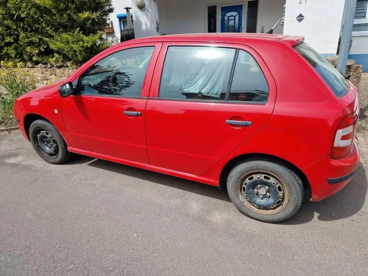 Używany Skoda Fabia 75 KM (55 kW) 2005 Czerwony Kombi