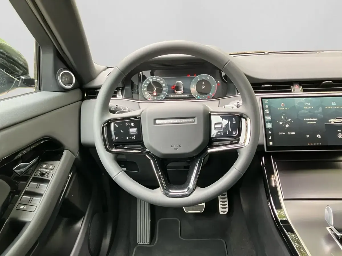 Gebraucht Land Rover Range Rover evoque Dynamic 150 PS (110 kW) 2025 Schwarz SUV