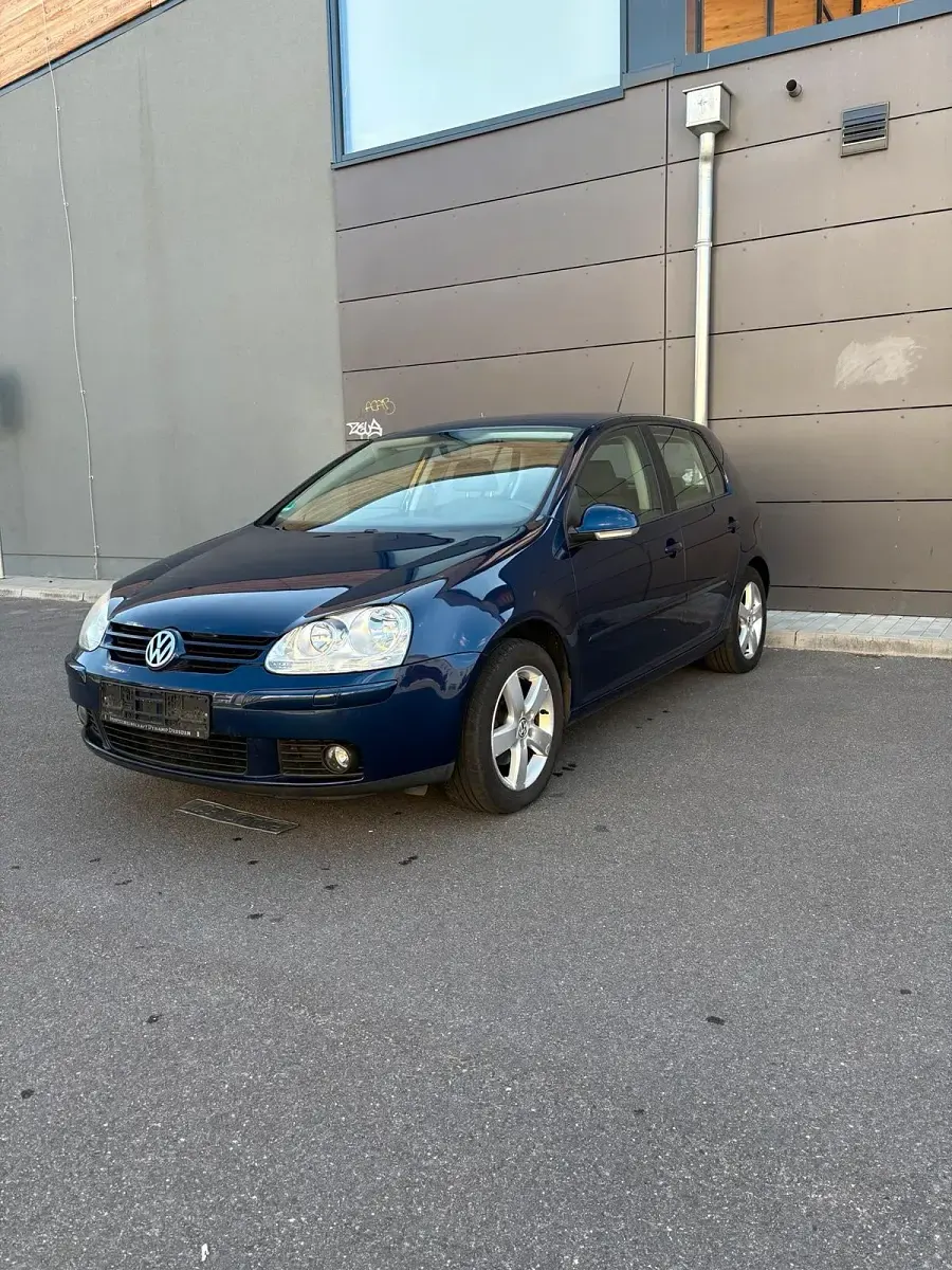 Gebraucht VW Golf V 105 PS (77 kW) 2007 Blau Limousine
