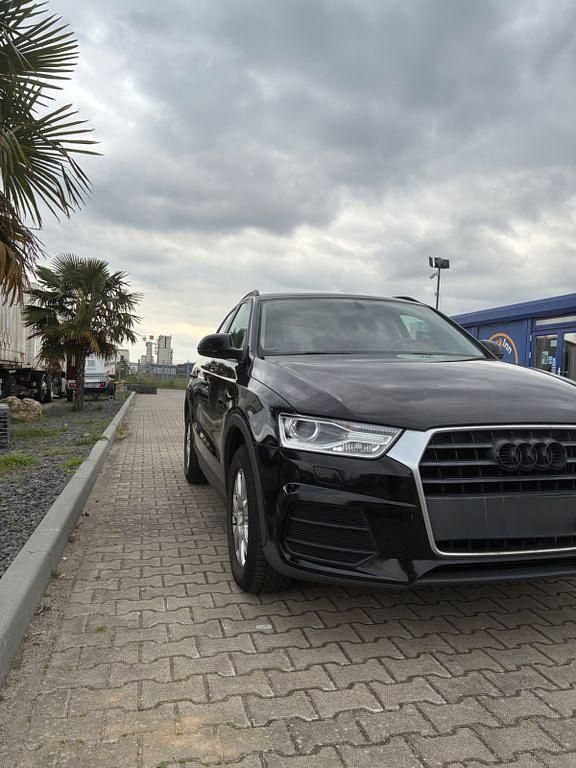 Usata Audi Q3 125 CV (91 kW) 2017 Nero SUV