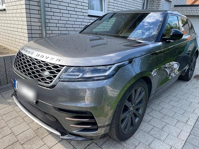 Grau Gebraucht 2019 Land Rover Range Rover Velar HSE Dynamic SUV | 33.300 € (Guter Preis) - Bild 1/4