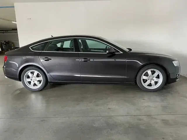 Gebraucht Audi A5 Sportback 211 PS (155 kW) 2011 Grau Kleinwagen