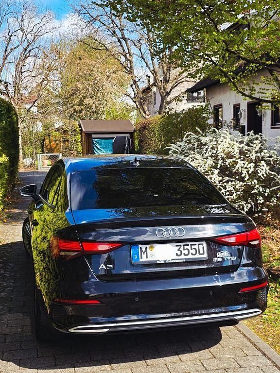 Gebraucht Audi A3 Advanced 150 PS (110 kW) 2023 Schwarz Limousine