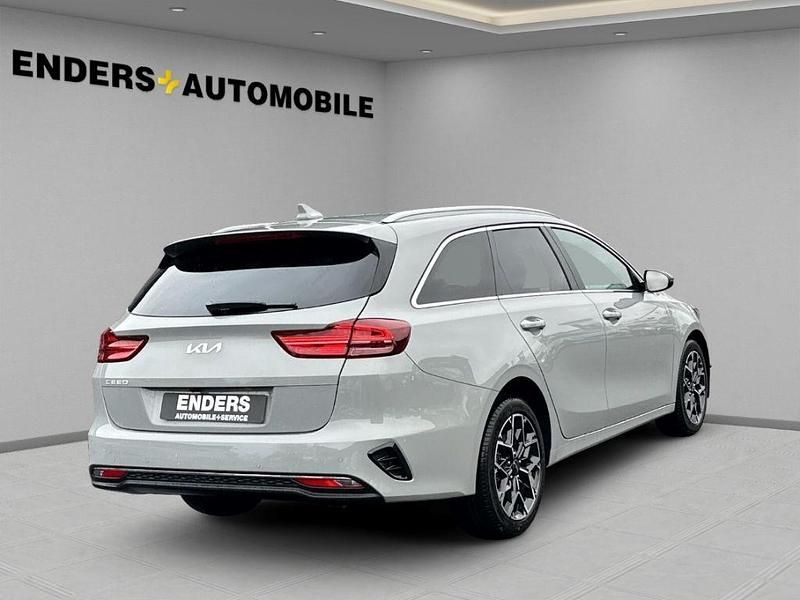 Neu Kia Ceed Sportswagon 101 PS (74 kW) 2025 (waf) wolf grey (grau) Kombi