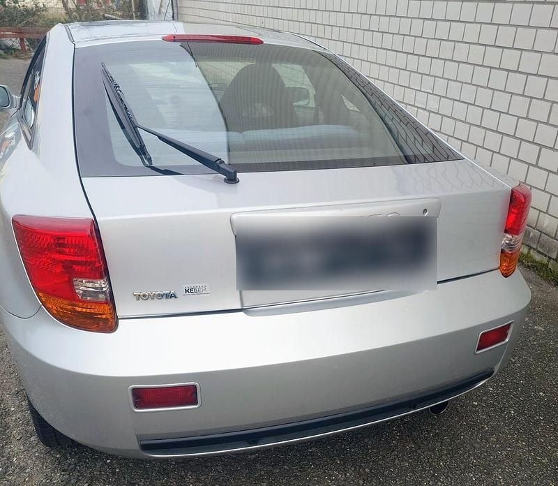 Gebraucht Toyota Celica 143 PS (105 kW) 2000 Silber Coupé